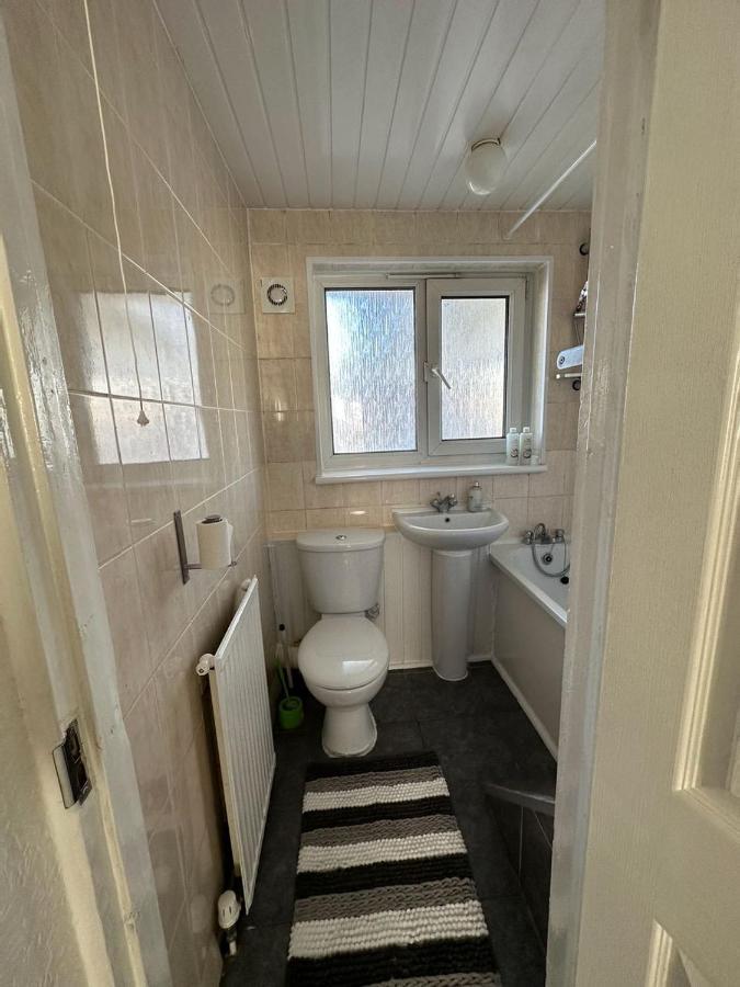 Cheerful Double Room For Single Use Londyn Zewnętrze zdjęcie